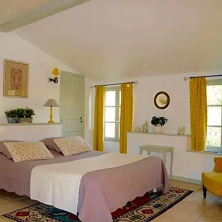 La Rougeanne Bed & Breakfast Moussoulens